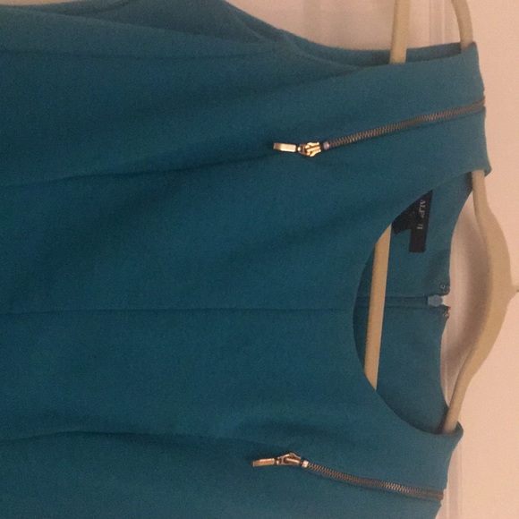 Dress - Picture 3 of 3